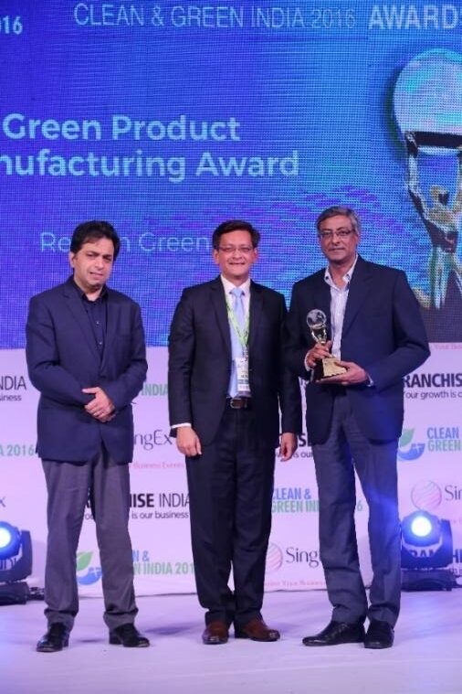 Best Green Product Manufacturing Award at Clean & Green Awards-2016, New Delhi